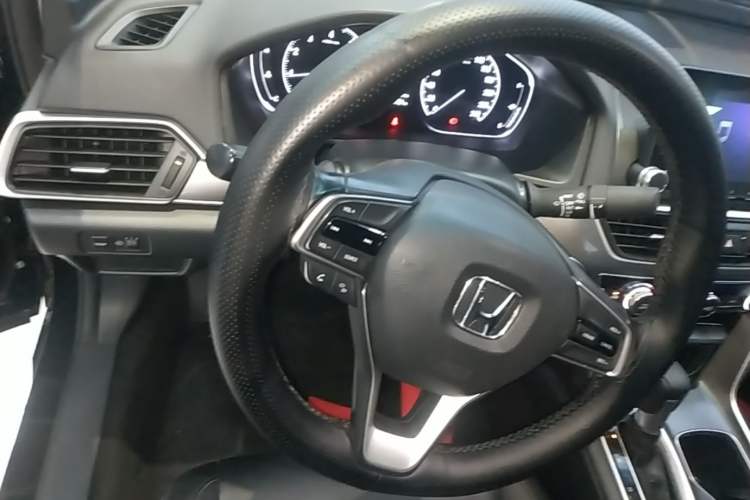 Used Honda Accord 2018 260TURBO Elite Edition China VI Steering Wheel