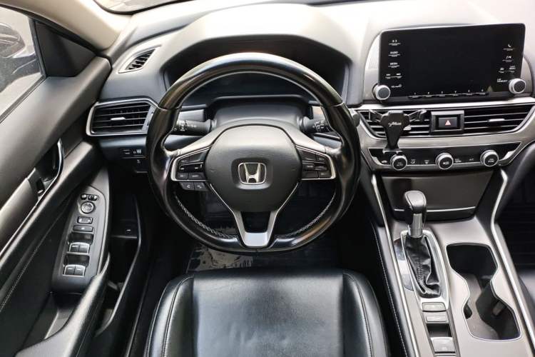 Used Honda Accord 2018 260TURBO Elite Edition China VI Steering Wheel