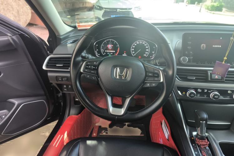 Used Honda Accord 2018 260TURBO Luxury Edition China V Emission Standard Steering Wheel