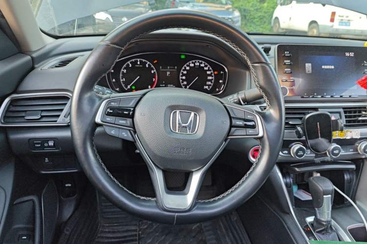 Used Honda Accord 2018 260TURBO Elite Edition China VI Steering Wheel
