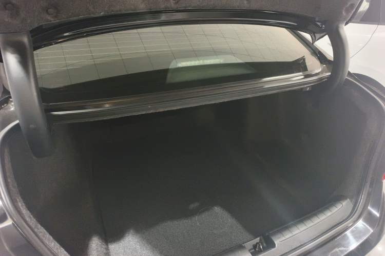 Used Honda Accord 2018 260TURBO Elite Edition China VI Trunk