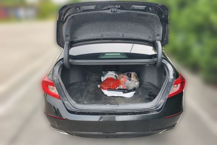Used Honda Accord 2018 260TURBO Elite Edition China VI Trunk