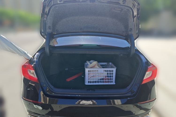 Used Honda Accord 2018 260TURBO Luxury Edition China VI Trunk