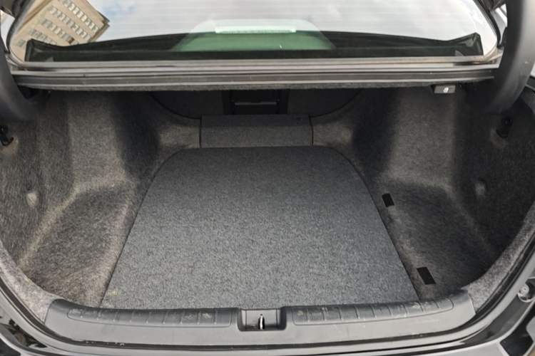 Used Honda Accord 2018 260TURBO Elite Edition China VI Trunk