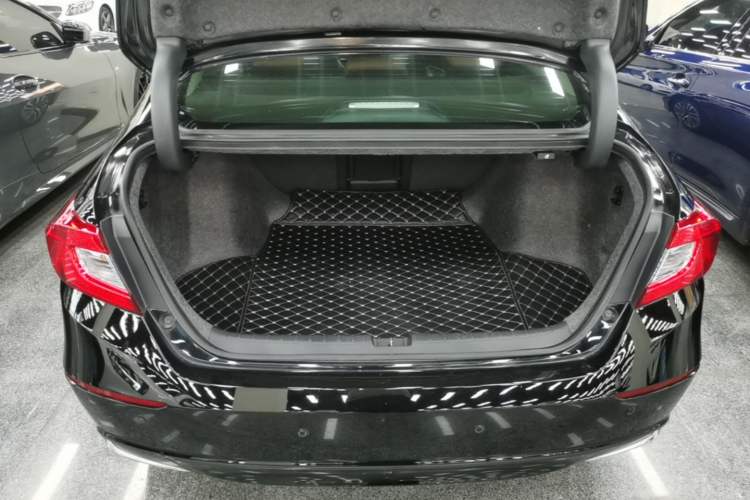 Used Honda Accord 2018 Rui Hybrid 2.0L Rui Ling Edition China VI Trunk