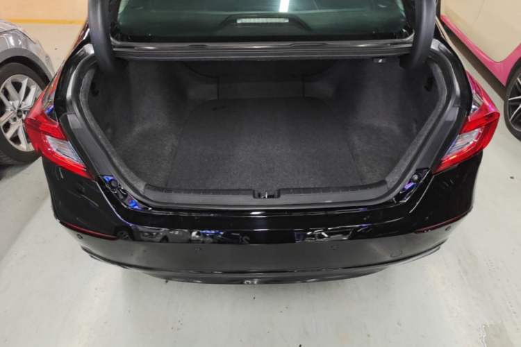Used Honda Accord 2018 Rui·Hybrid 2.0L Rui Ku Edition China VI Trunk