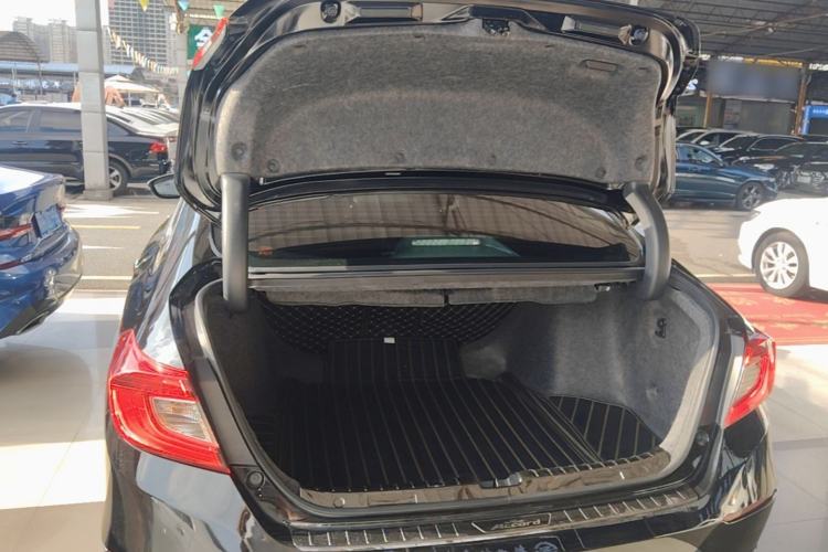 Used Honda Accord 2018 260TURBO Elite Edition China VI Trunk