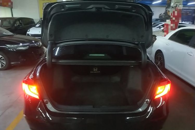 Used Honda Accord 2018 260TURBO Luxury Edition China VI Trunk