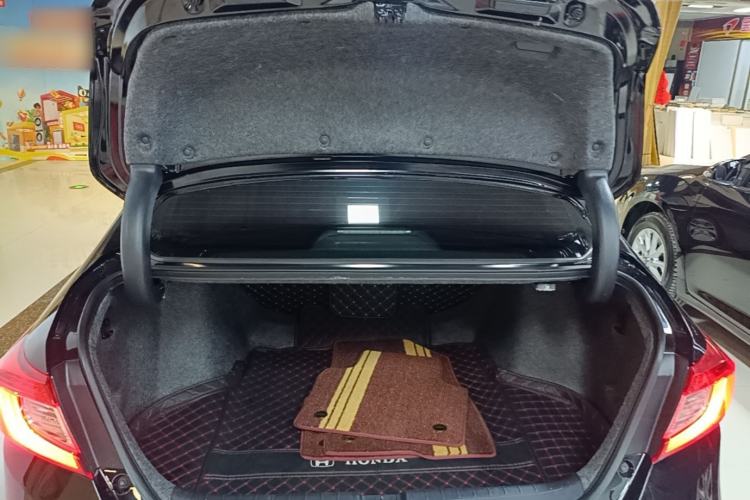 Used Honda Accord 2018 260TURBO Elite Edition China VI Trunk