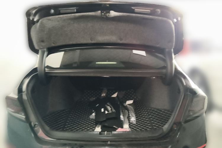 Used Honda Accord 2018 260TURBO Elite Edition China VI Trunk