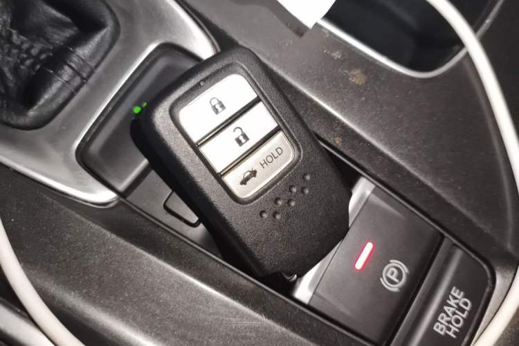 Used Honda Accord 2018 260TURBO Luxury Edition China V Emission Standard Vehicle Key