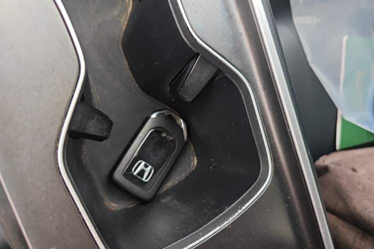 Used Honda Accord 2018 260TURBO Luxury Edition China V Emission Standard Vehicle Key