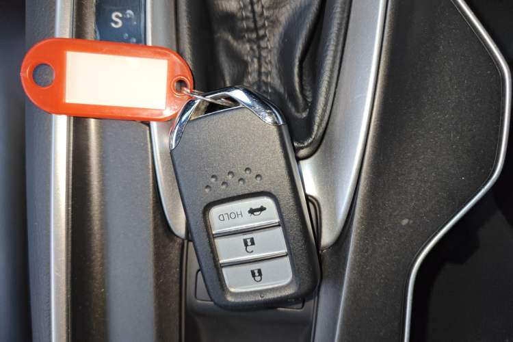 Used Honda Accord 2018 260TURBO Luxury Edition China VI Vehicle Key
