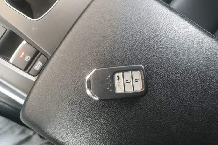 Used Honda Accord 2018 260TURBO Luxury Edition China V Emission Standard Vehicle Key