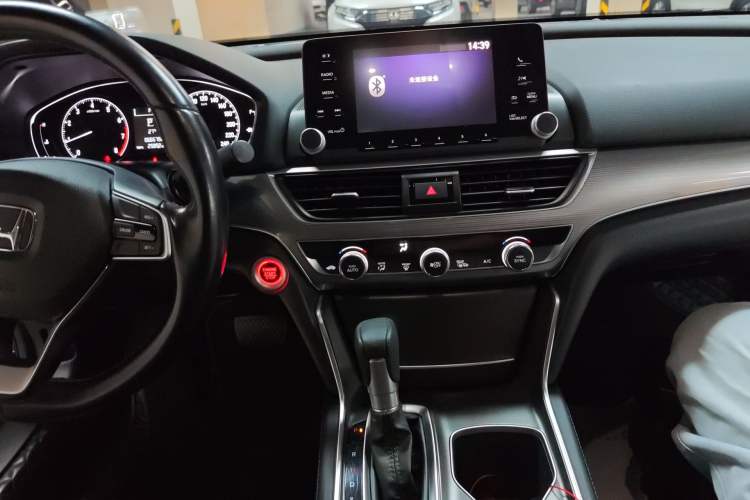 Used Honda Accord 2018 260TURBO Elite Edition China VI Audio And AC Panel