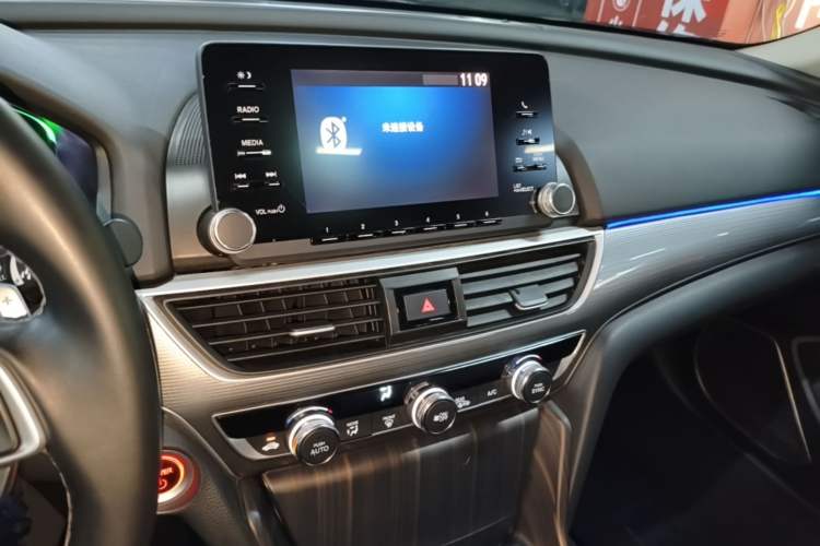 Used Honda Accord 2018 Rui Hybrid 2.0L Rui Ling Version China V Audio And AC Panel