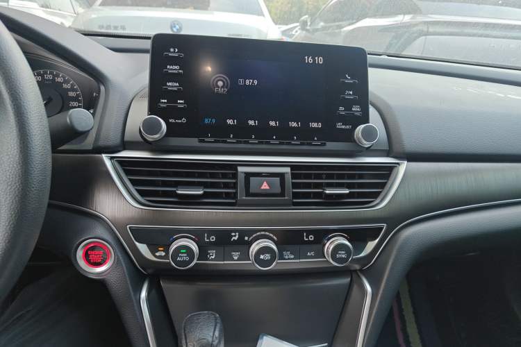 Used Honda Accord 2018 230TURBO Comfort Version National V Audio And AC Panel