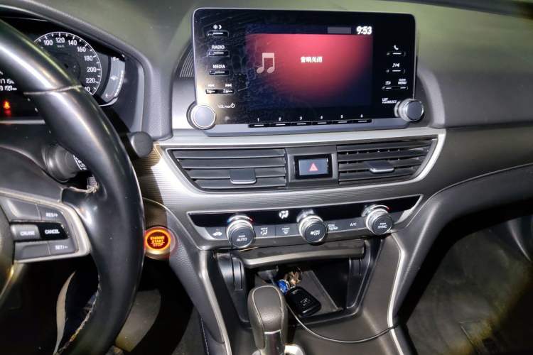 Used Honda Accord 2018 260TURBO Elite Edition China VI Audio And AC Panel