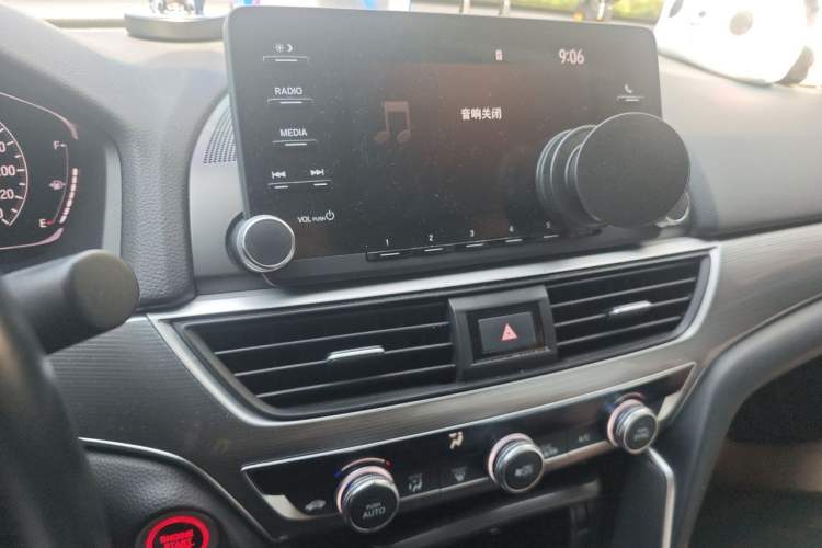 Used Honda Accord 2018 260TURBO Luxury Edition China VI Audio And AC Panel