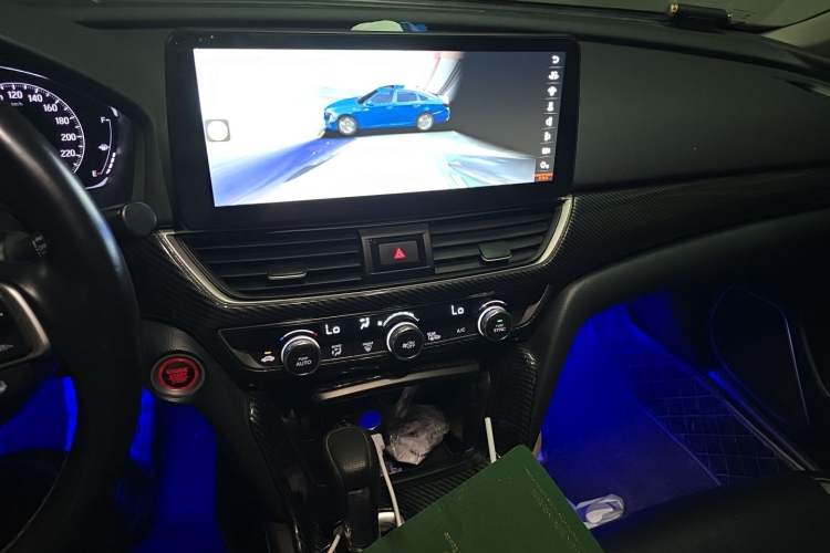 Used Honda Accord 2018 260TURBO Luxury Edition China V Emission Standard Audio And AC Panel