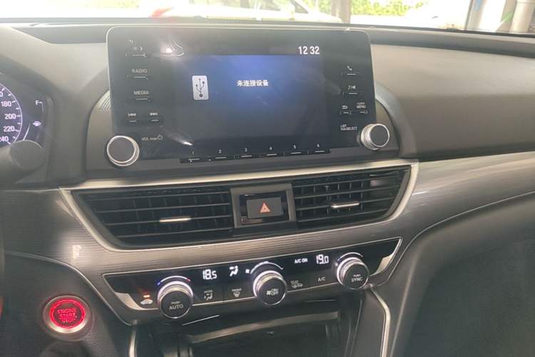 Used Honda Accord 2018 260TURBO Elite Edition China V Audio And AC Panel