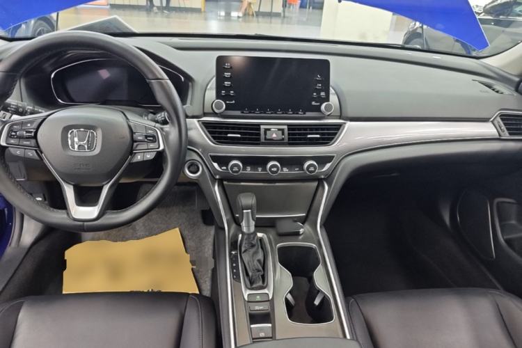Used Honda Accord 2018 260TURBO Luxury Edition China VI Center Console