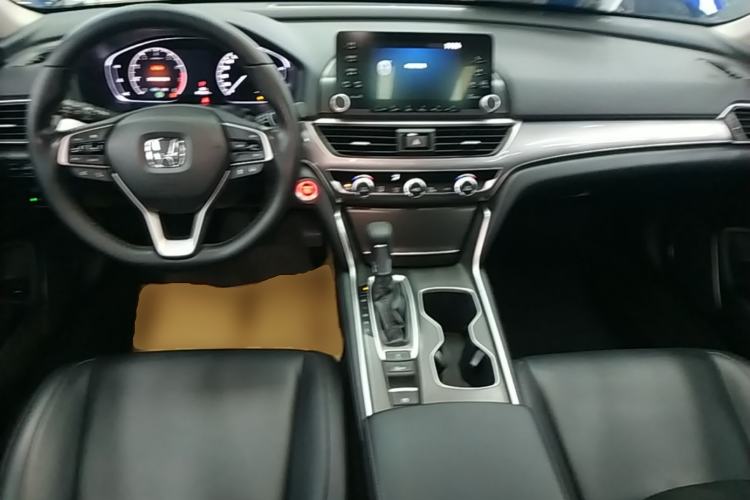 Used Honda Accord 2018 260TURBO Luxury Edition China VI Center Console