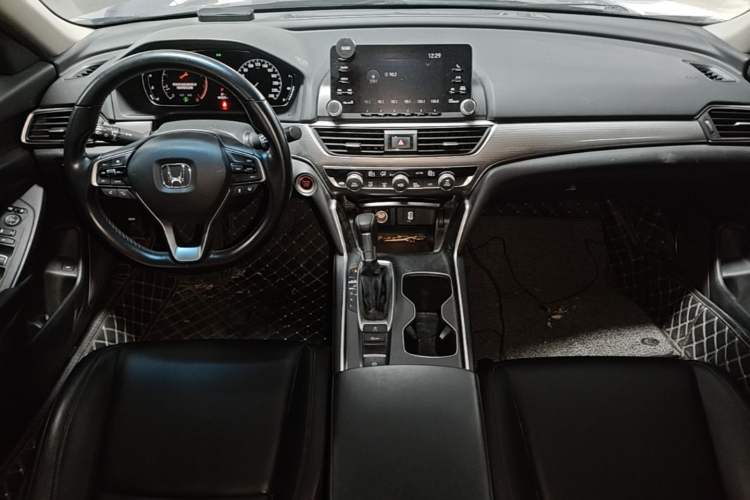 Used Honda Accord 2018 260TURBO Luxury Edition China V Emission Standard Center Console