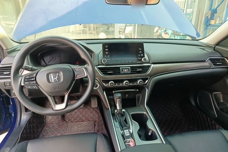 Used Honda Accord 2018 230TURBO Comfort Edition China VI Emission Standard Center Console