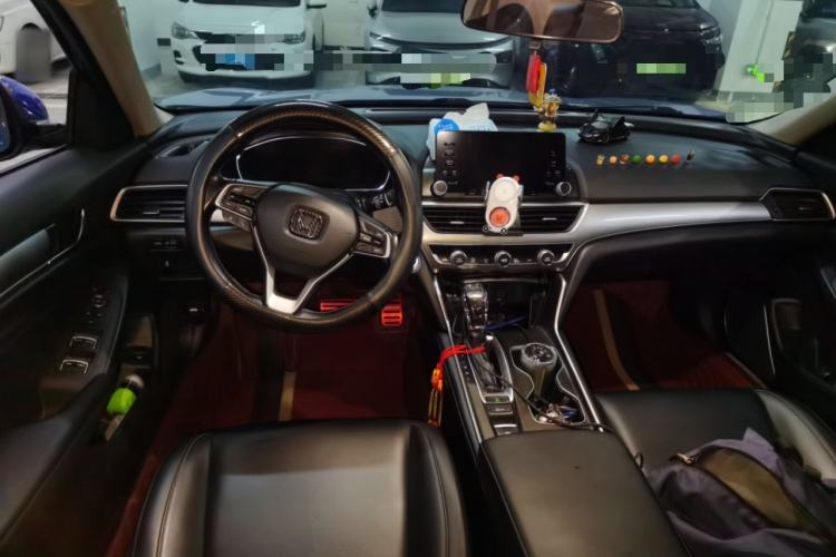 Used Honda Accord 2018 260TURBO Elite Edition China VI Center Console