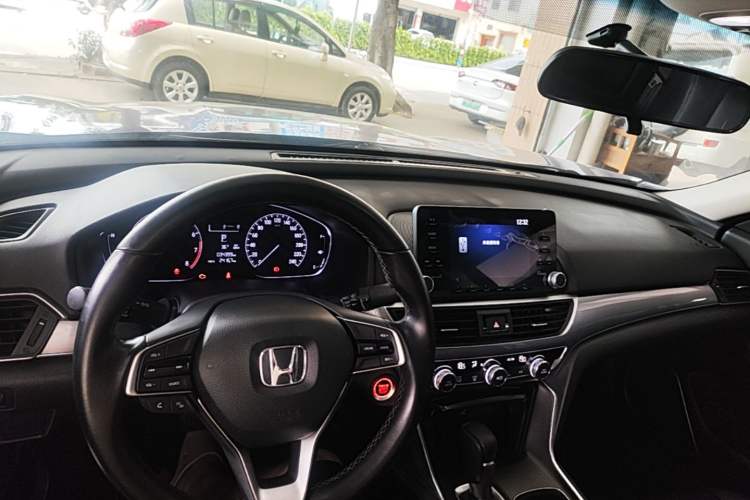 Used Honda Accord 2018 260TURBO Elite Edition China V Center Console