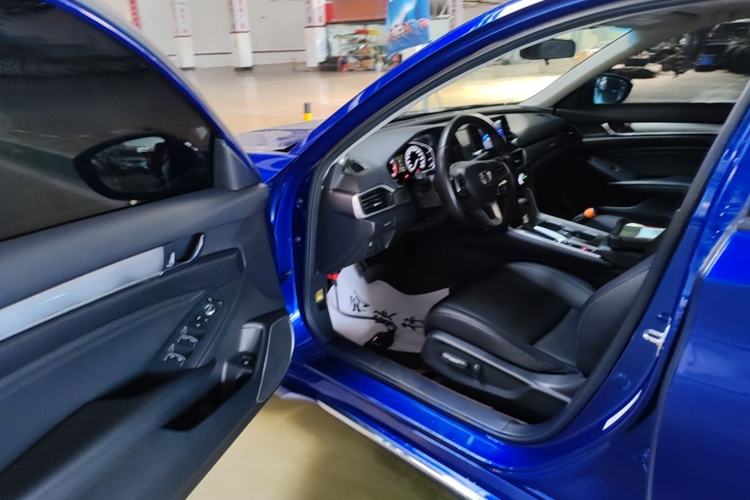 Used Honda Accord 2018 260TURBO Elite Edition China VI Driver Seat