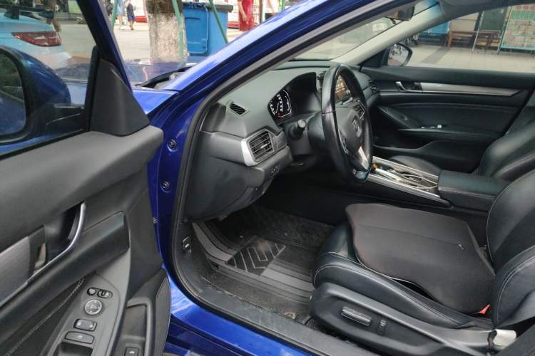 Used Honda Accord 2018 260TURBO Luxury Edition China V Emission Standard Driver Seat
