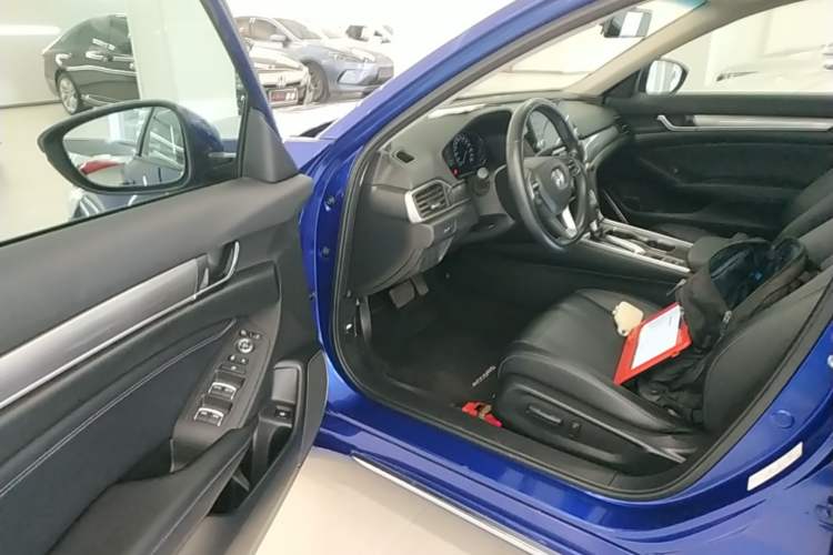 Used Honda Accord 2018 260TURBO Elite Edition China V Driver Seat