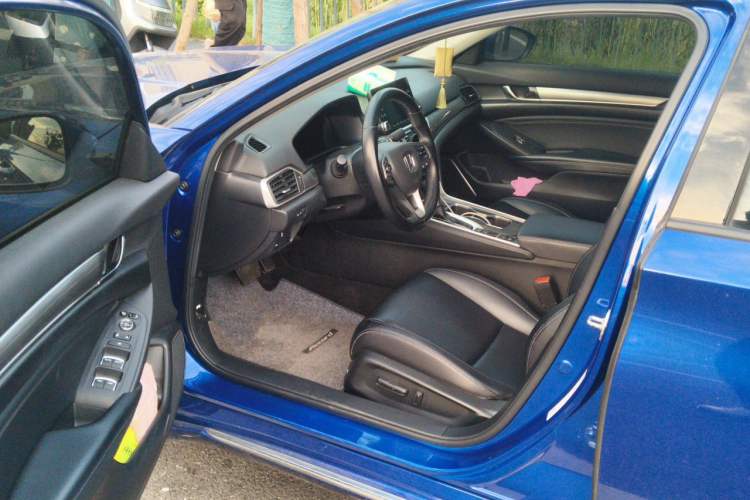 Used Honda Accord 2018 260TURBO Luxury Edition China VI Driver Seat