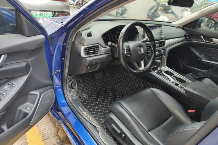 Used Honda Accord 2018 260TURBO Elite Edition China VI Driver Seat