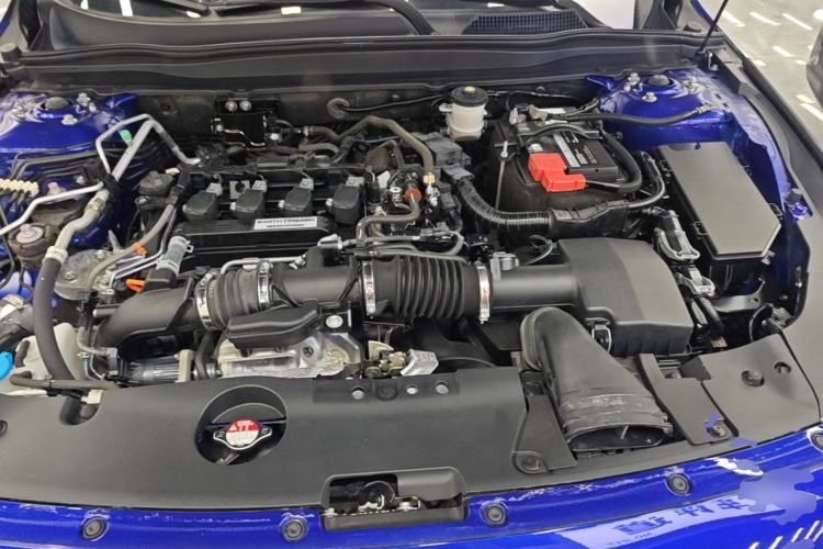 Used Honda Accord 2018 260TURBO Luxury Edition China VI Engine Bay