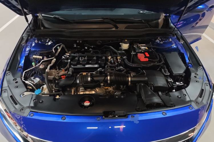 Used Honda Accord 2018 260TURBO Elite Edition China VI Engine Bay