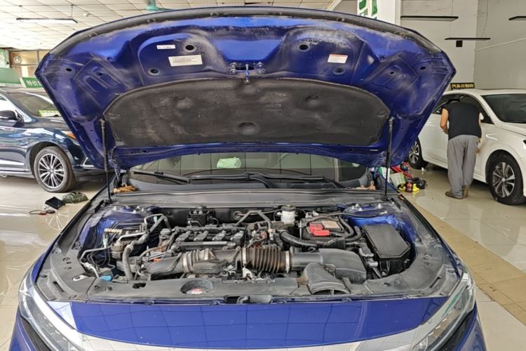 Used Honda Accord 2018 260TURBO Elite Edition China V Engine Bay