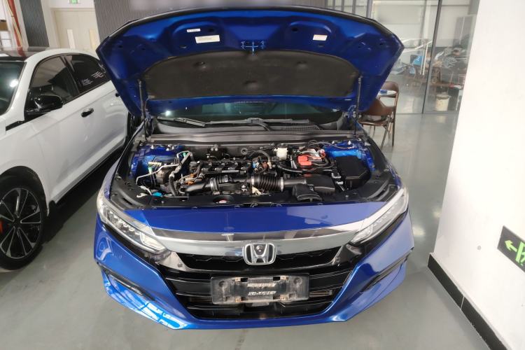 Used Honda Accord 2018 260TURBO Luxury Edition China V Emission Standard Engine Bay