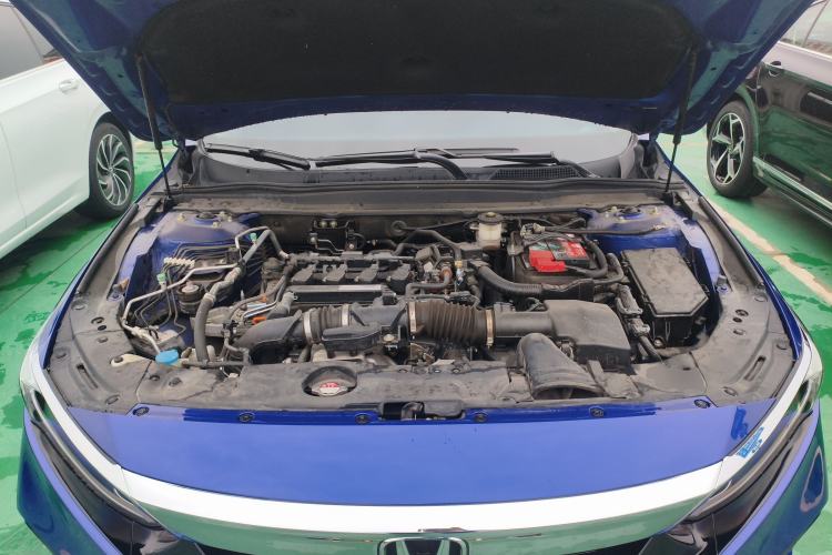 Used Honda Accord 2018 260TURBO Elite Edition China VI Engine Bay