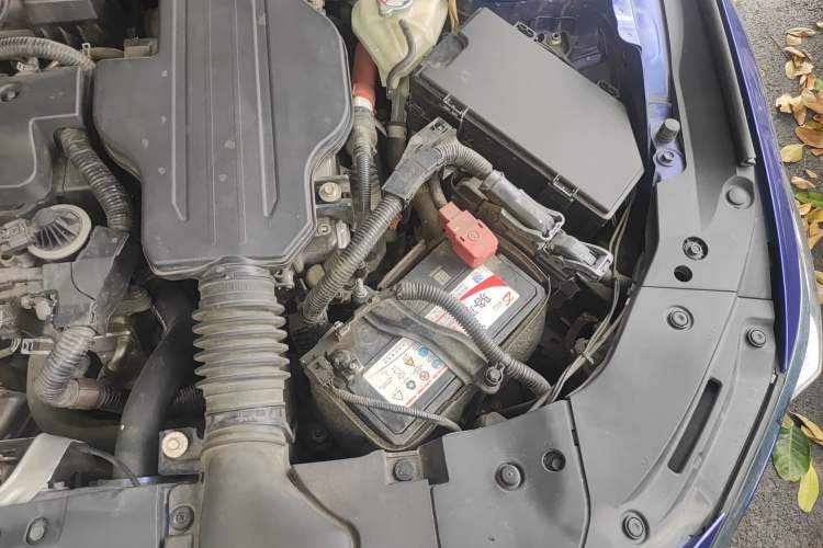 Used Honda Accord 2018 Rui Hybrid 2.0L Rui Ling Edition China VI Engine Bay Left