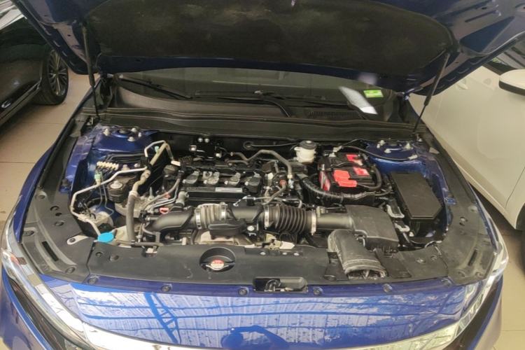 Used Honda Accord 2018 260TURBO Elite Edition China V Engine Bay