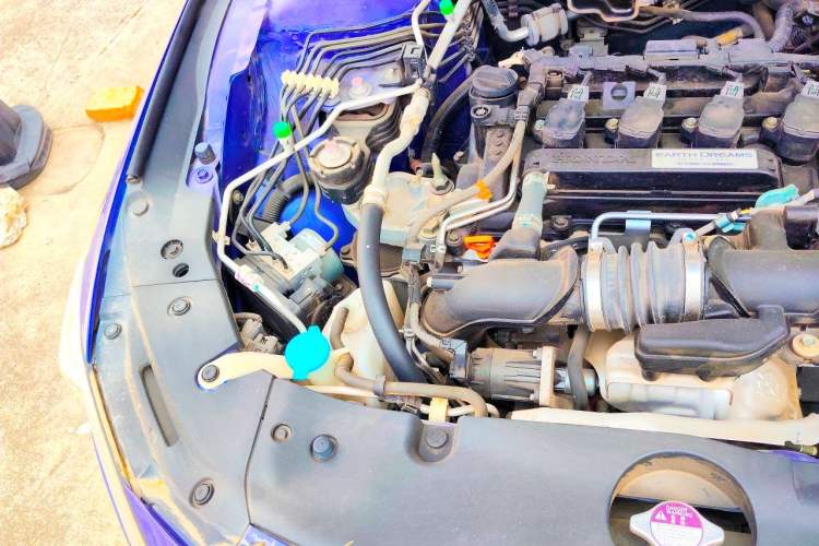 Used Honda Accord 2018 260TURBO Elite Edition China V Engine Bay Right