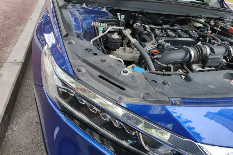 Used Honda Accord 2018 260TURBO Luxury Edition China V Emission Standard Engine Bay Right