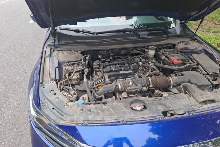 Used Honda Accord 2018 260TURBO Luxury Edition China V Emission Standard Engine Bay Right