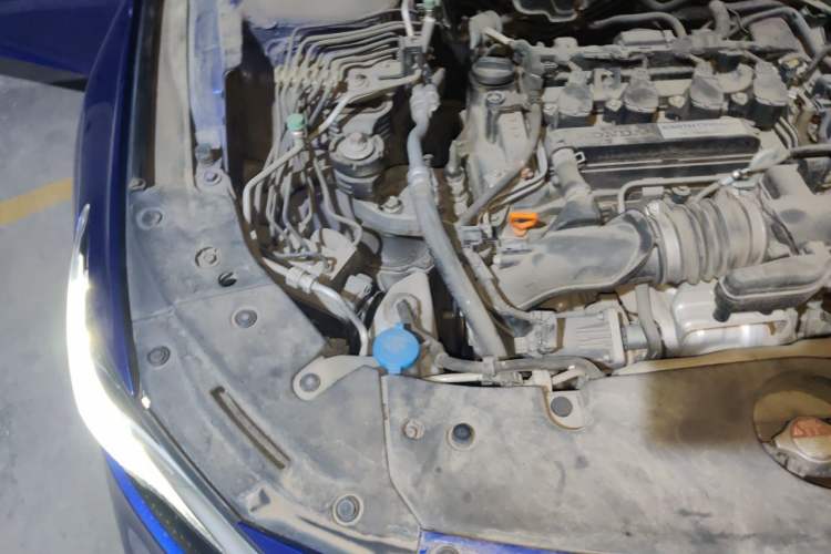 Used Honda Accord 2018 230TURBO Comfort Version National V Engine Bay Right