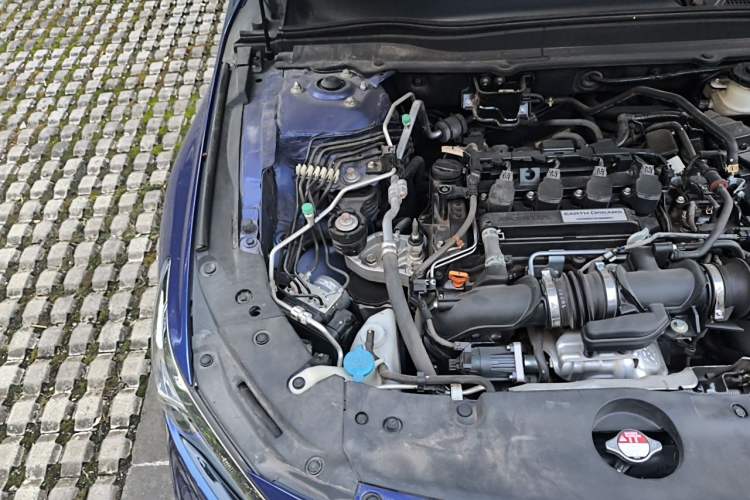 Used Honda Accord 2018 260TURBO Elite Edition China V Engine Bay Right