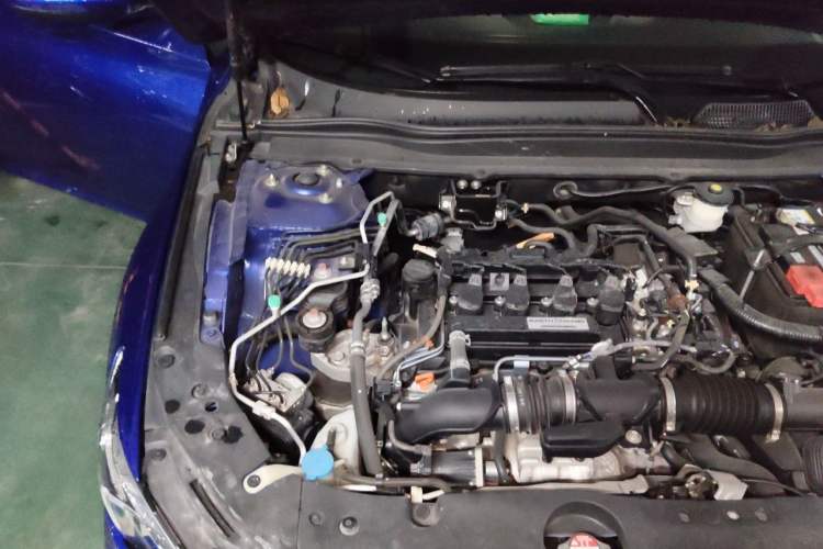 Used Honda Accord 2018 260TURBO Luxury Edition China V Emission Standard Engine Bay Right
