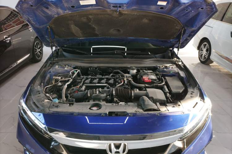 Used Honda Accord 2018 230TURBO Comfort Version National V Engine Bay